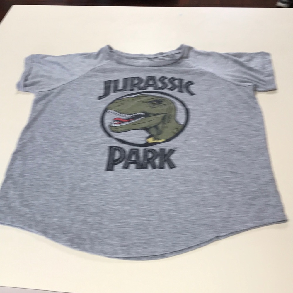 Jurassic Park t-shirt. Size adult S